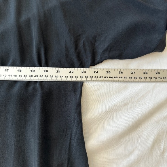 7 For All Mankind Women's 100% Silk Short Sleeve Oversized Top Small Tie Waist - Picture 9 of 13